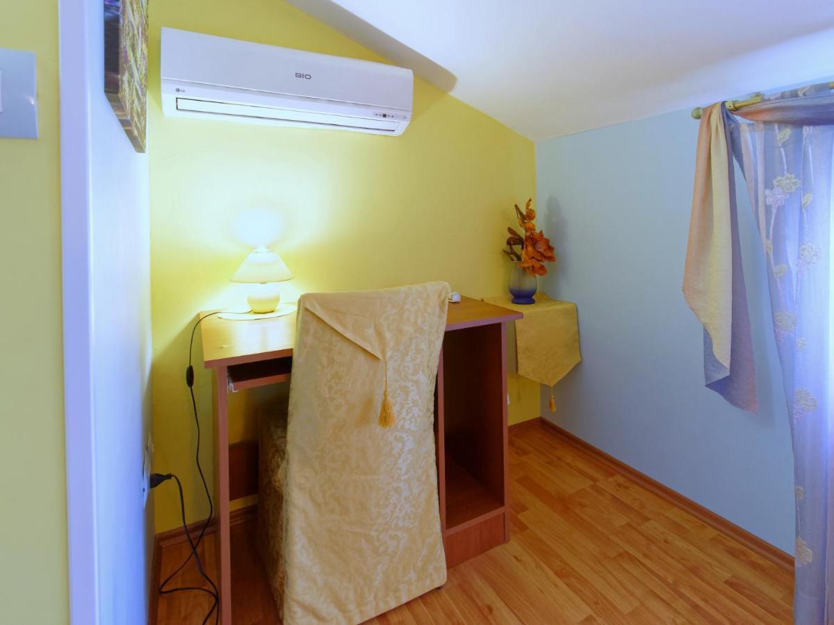 Holiday Home Nevena By Rent Istria Buje Luaran gambar