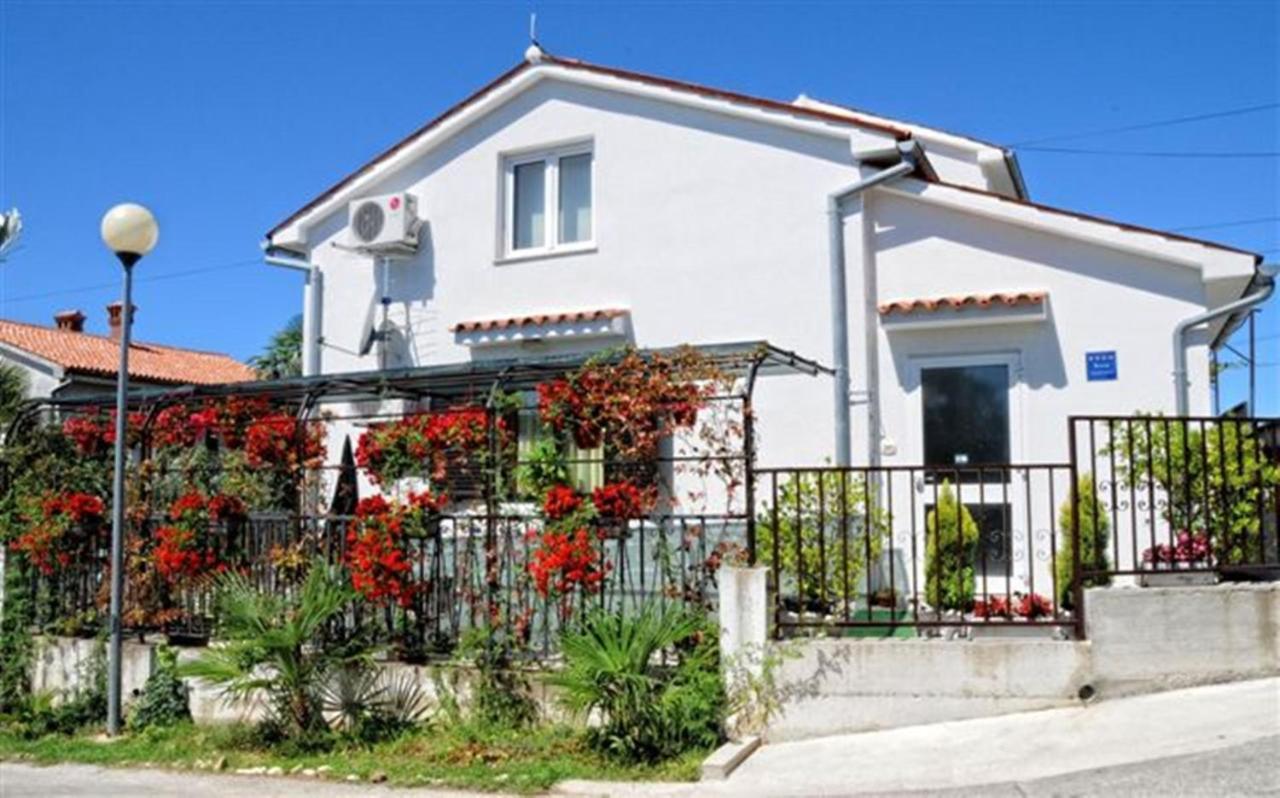 Holiday Home Nevena By Rent Istria Buje Luaran gambar