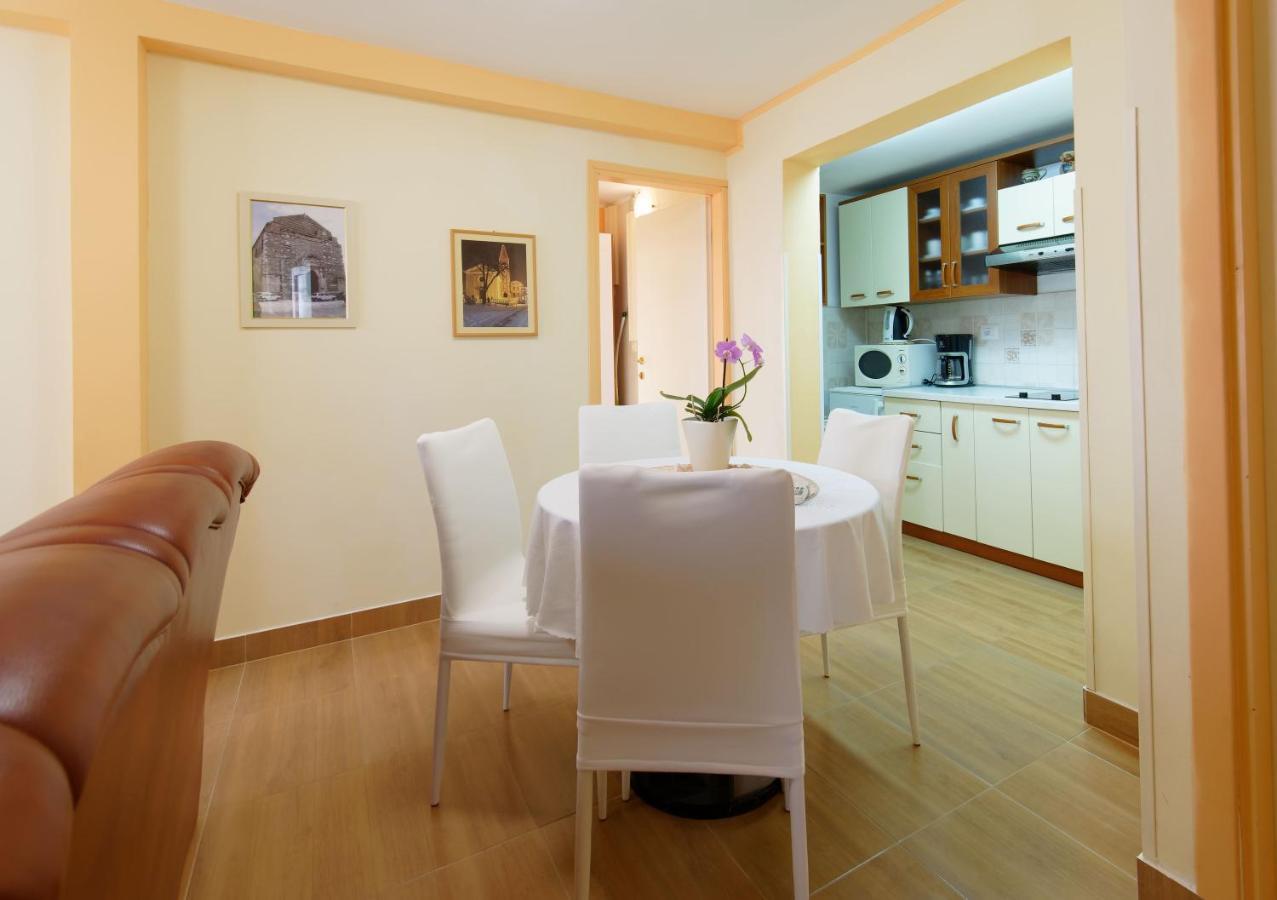 Holiday Home Nevena By Rent Istria Buje Luaran gambar